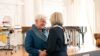 Susanne Scheck mit Gerda Hasselfeldt
